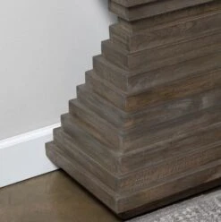 Crestview Collection Highland Park Brown Console Table -Crestview Shop e2b3c51b 4ed2 4979 8349 88aadad81f02